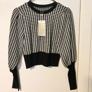 NEW Urban Revivo Houndstooth Puff Sleeve Crew Knitted Top